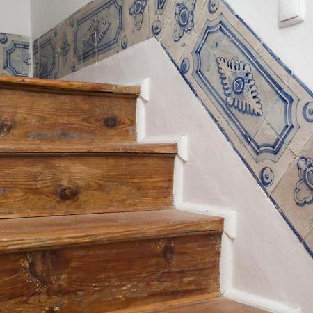 C3 Bairro Alto Cozy Romantic Loft In 18Th Century Building Lisbon Luaran gambar