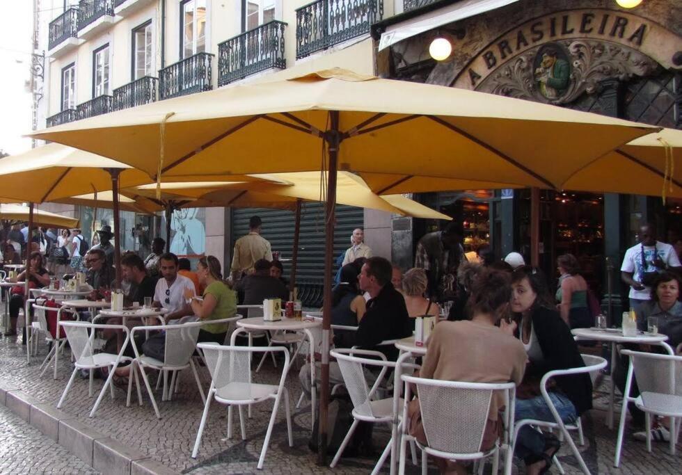 C3 Bairro Alto Cozy Romantic Loft In 18Th Century Building Lisbon Luaran gambar